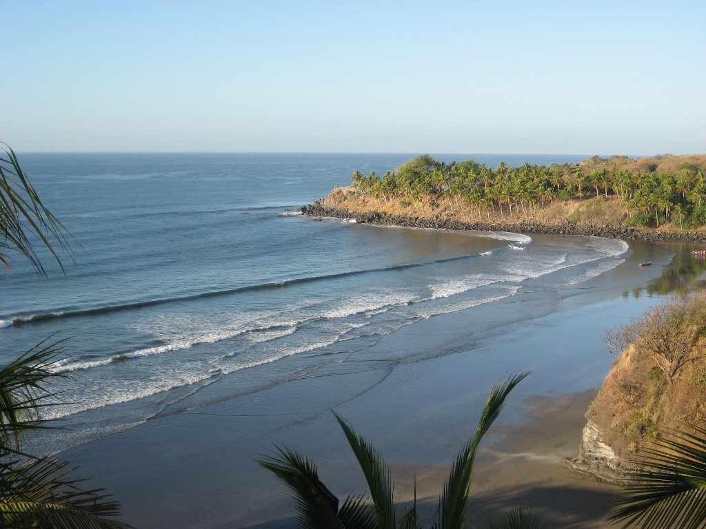 Playa Las Flores, sede por primera vez del Circuito Latino de surf. 