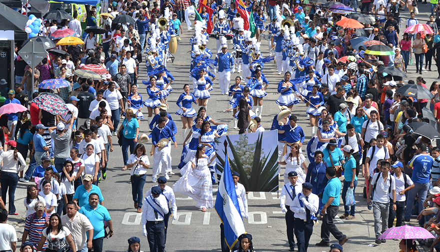 Revista De Vacaciones El Salvador Este 15 de septiembre celebra la