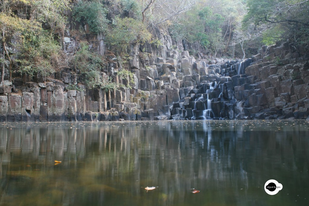 Poza Los Cubos, San Vicente.  Foto de allelsalvadorphotos.com