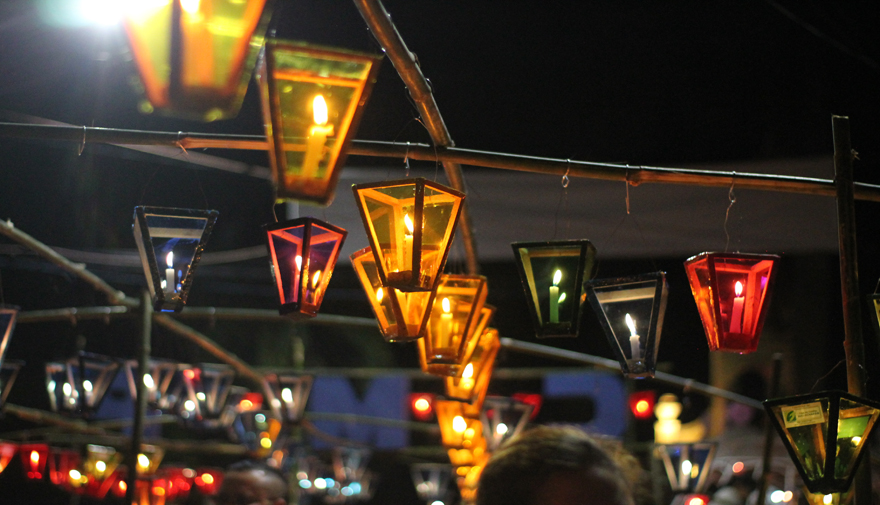 Revista De Vacaciones El Salvador Farolitos iluminan los caminos de ...